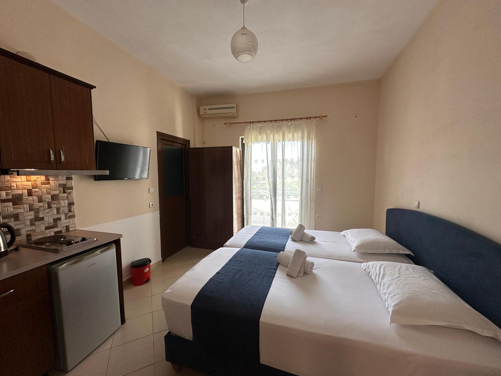 Appartamento Ion Sea View Ksamil Esterno foto