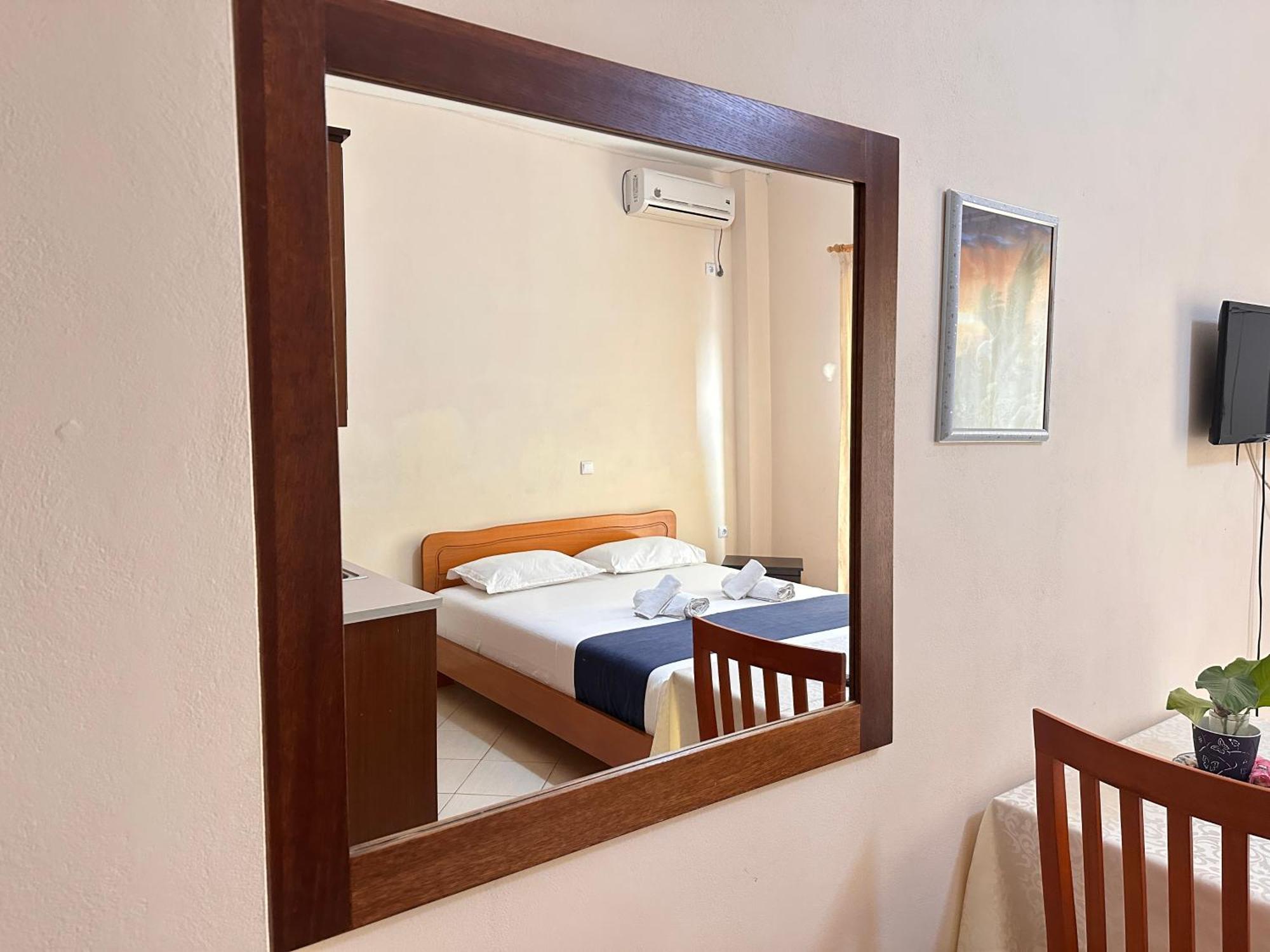 Appartamento Ion Sea View Ksamil Esterno foto