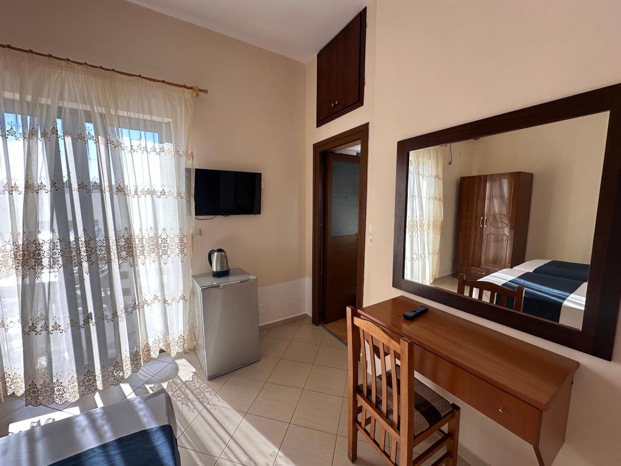 Appartamento Ion Sea View Ksamil Esterno foto