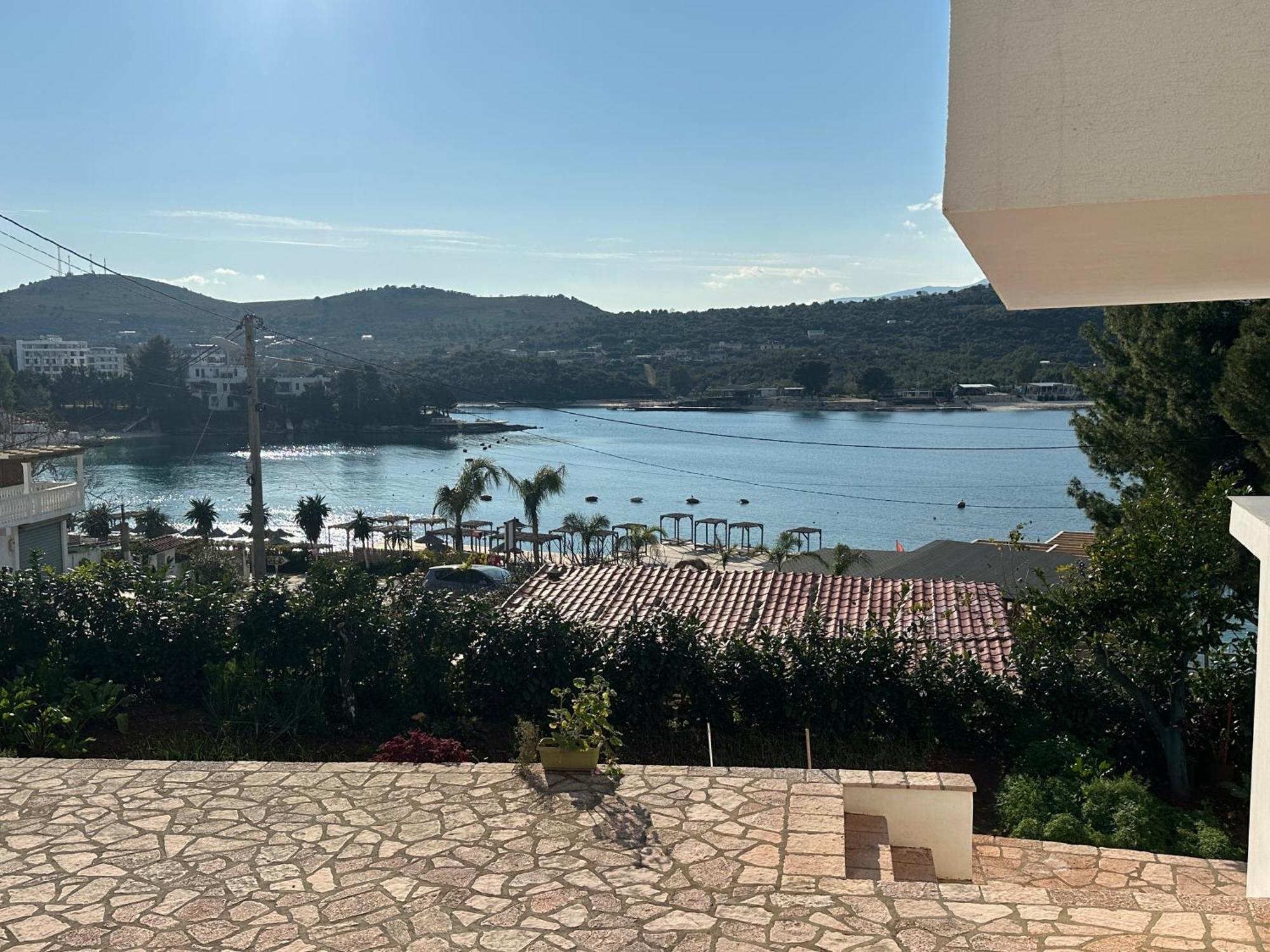 Appartamento Ion Sea View Ksamil Esterno foto